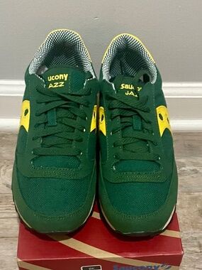 Men’s Saucony Jazz Low Vegan Sneakers – Size 10.5